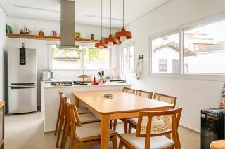 Charming beach house with pool, 3-min to beach - 2
