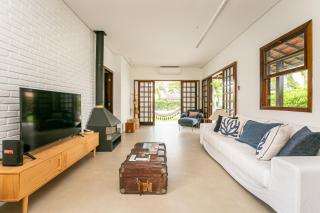 Charming beach house with pool, 3-min to beach - 7
