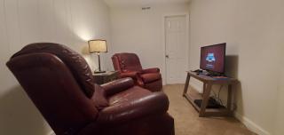 420 Friendly Private Apartment - 6
