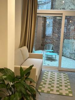 Beautiful Studio Apartment - 1