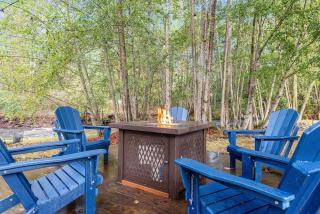 Creekside cabin with hot tub and sauna, next to ONP - 8