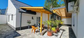 Pompár Magnólia Apartmanok - 0