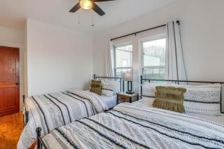 Hilltop House at Busch Mountain-Stunning View - 4