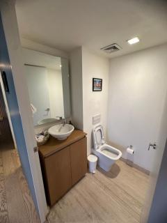 Chic Loft-Top Floor AC Private Parking Pets - 8