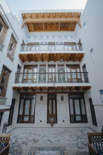 Imranbek Boutique Hotel - 3