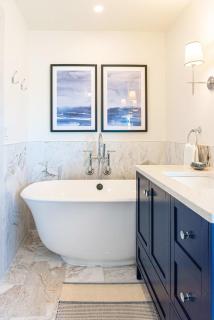 Luxurious Nantucket Getaway Heated Pool - 2