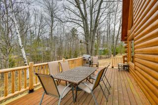 Group Fun on Tittabawassee River! Large Log Cabin - 8