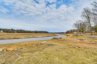 Group Fun on Tittabawassee River! Large Log Cabin - 6