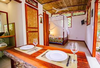 Uva Blue Villas - Villa 6 - Modern 2 Bedroom Villa - Private Garden - 5