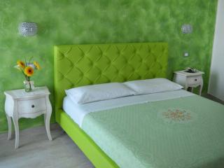 B&B - TallyHo - 9