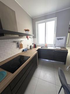 Grand Residence 3-Bedroom Spacious Premium Central Apartment - 7