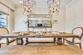 Cozy Boston Condo Near T - 9
