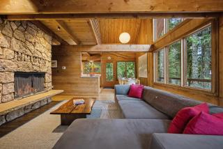 Holzhutte - Mid-century alpine retreat - Hot tub - 9