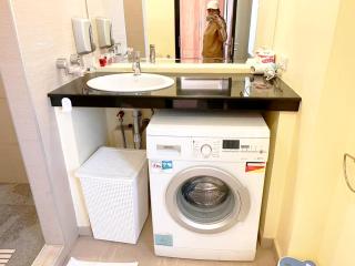 Luxury Beachfront SeaView Apartment - 9