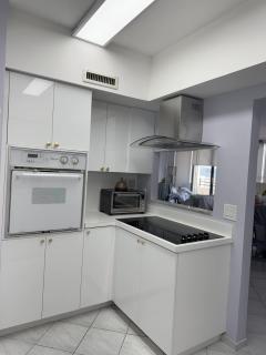 Beach condo with great views for your worry free vacation in Hollywood FL - 5