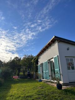 Backyard Cottage - 0