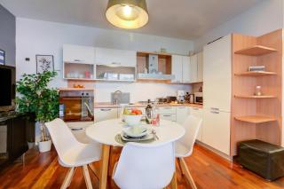 Suite 22 - Happy Rentals - 2