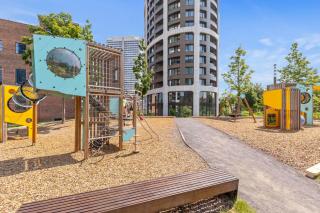 Skypark Residence with Park View - 7