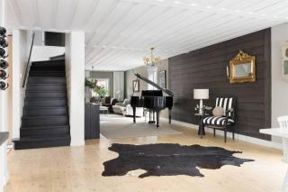 Central Luxurious Villa in Swedish Archipelago - 1