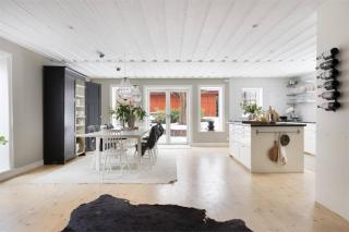 Central Luxurious Villa in Swedish Archipelago - 2