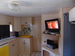 Mobilhome terrain privé cuisine d été Sud Corse - 4