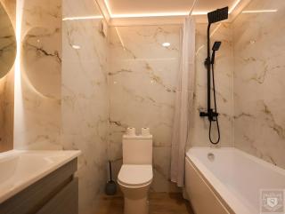 RentHouse Apartments Airport Stay - 6