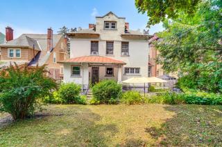 Walkable Schenectady Getaway: 2-Unit Campus Hub - 0