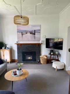 Rose Cottage - Charming 2 Bedroom Home - 6