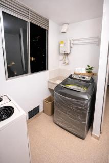 Apartamento con piscina en el mejor sector del poblado para estancia mínima de 1 mes - 7