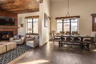 Creekside Chalet - 2