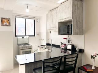 Sky Suites - Cozy & Naturally Warm 1BR Apt - 2