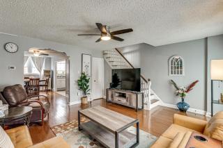 Patio, 6 Mi to Lincoln Financial! Philly Townhome - 3