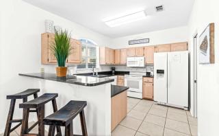Emerald Shores - 1