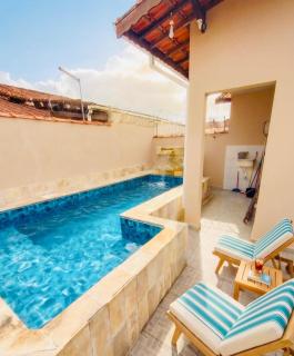 Casa com piscina até 15 pessoas com churrasqueira - 0