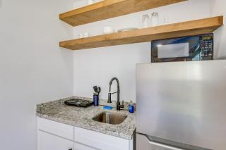 Pool Access & Prime Location! SPI Getaway for 2 - 2