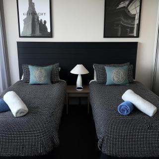 Vogue theme Chevron Renaissance stunner - 4