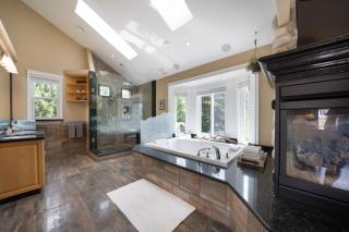 Spacious & Comfortable Villa in Coquitlam - 1