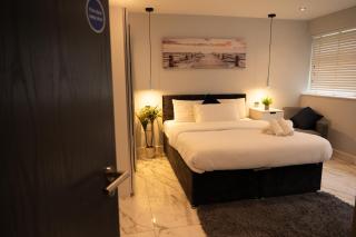 Westfield luxurious Apartment - 2