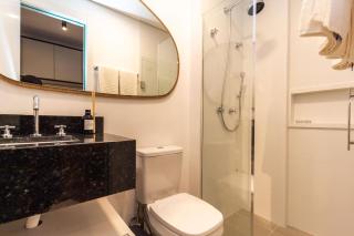 Studio Novo no Centro de Curitiba Andar Alto - 1