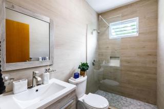 Playa Posita Suite - Stunning 1 bedroom suite steps from the beach - 1