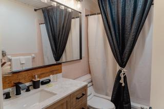 Mint Julep House- New Listing, Close to Everything, Fire Pit - 1