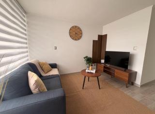 Cercano a Movistar Arena I 2D2B I Estacionamiento - 0