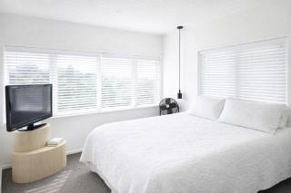 Raglan West Cottage, Surf Side Escape - 8