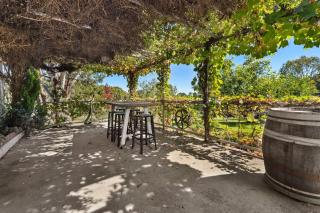 Bendalong - Rural Retreat, Short Drive to CBD - 8