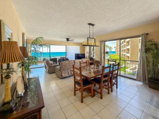 Relaxing Oceanview Condo Pools & Beach E210 - 5
