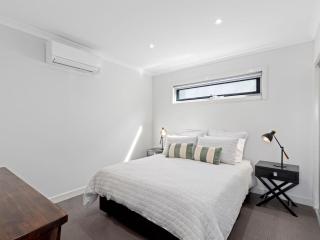 Time Out on Flinders - 4