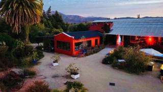 Strip Center Suites by Casona Lo Aguirre - 8