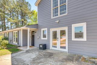 Explore ATL! Cozy Couple's Hideaway in Ellenwood - 7