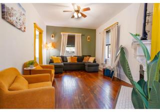 Spacious Home Near Starland, River St & DT - Arcade - 5