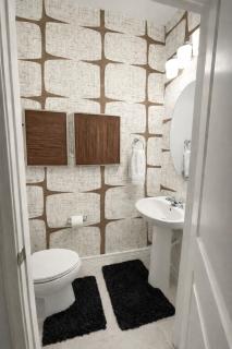 The Gallery House Curated Modern Stay - 7